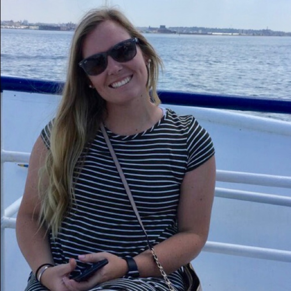 Meet your Posher, Natalie